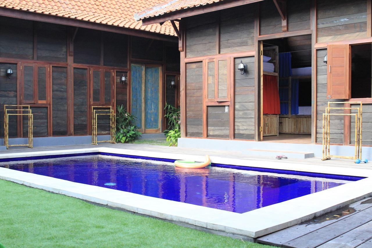 The Tipsy Gypsy Hostel Canggu Eksteriør billede