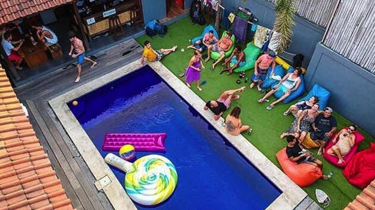 The Tipsy Gypsy Hostel Canggu Eksteriør billede